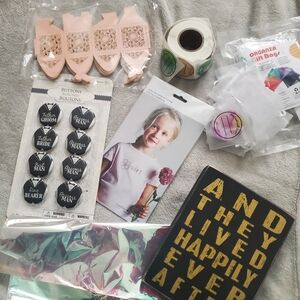 Amscan White Tulle Hair Bow with Pink Ribbon Accent